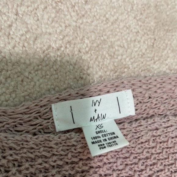 Blush Cold Shoulder Sweater - Picture 4 of 5